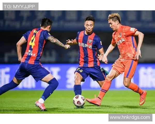 深圳排球队以58分领跑大师赛积分榜展现强大实力与团队合作精神